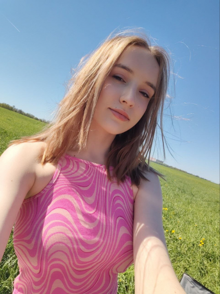Polly Yangs (Полли Янгс): биография актрисы и модели Polly Yangs (Полли Янгс): биография актрисы и модели